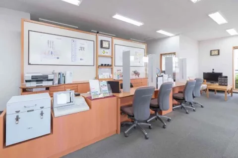 名護店 店内
